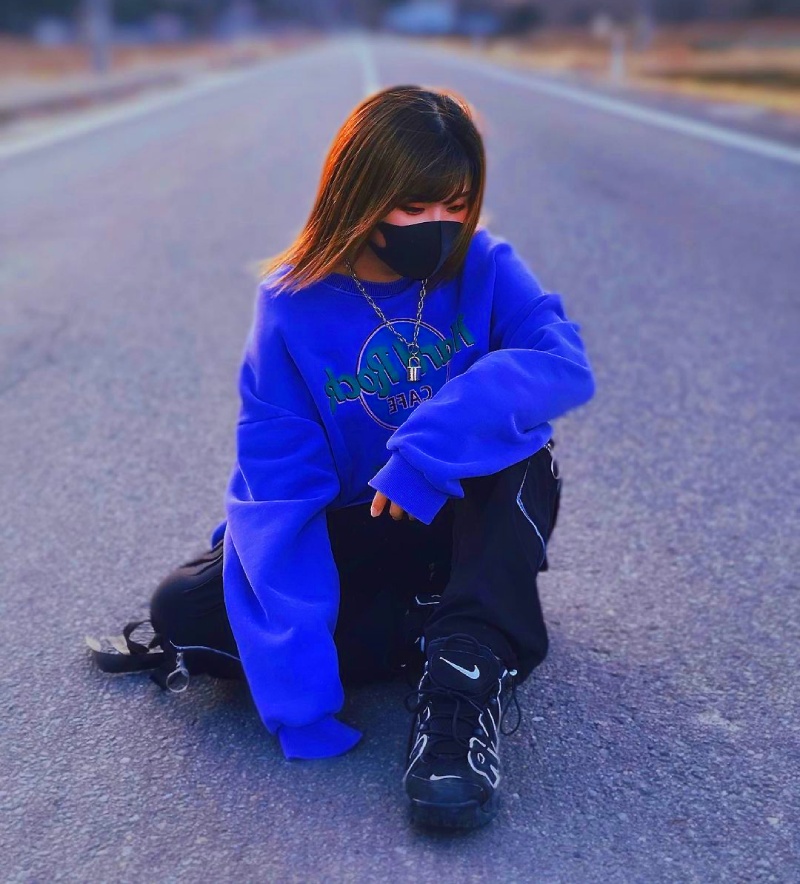 Модный цвет rhodonite