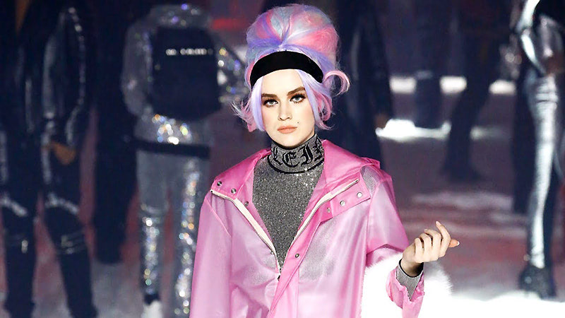 Дождевик розовый, верхняя одежда осень 2018