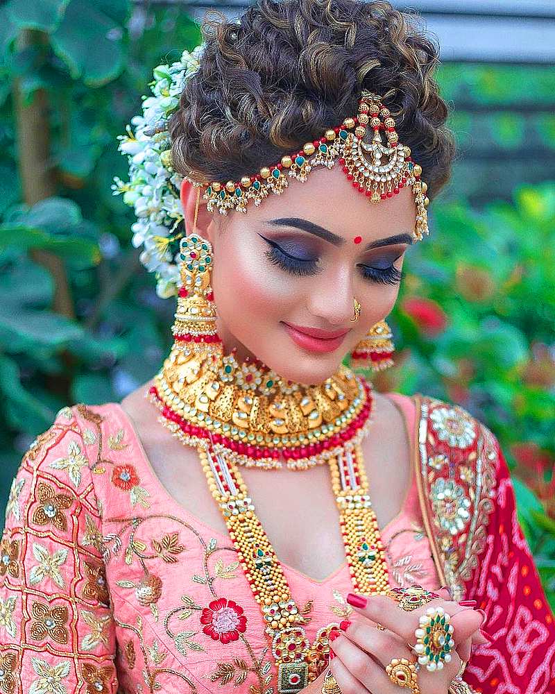 Украшения на лоб бинди