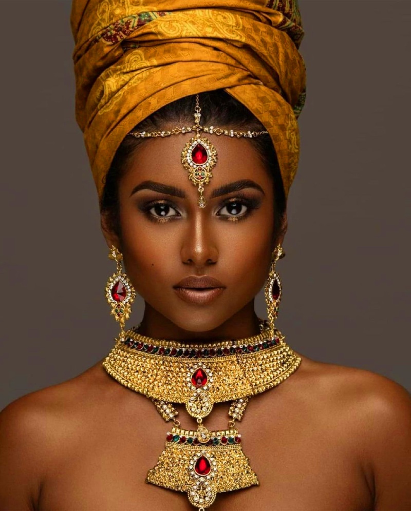 Индийские аксессуары и украшения