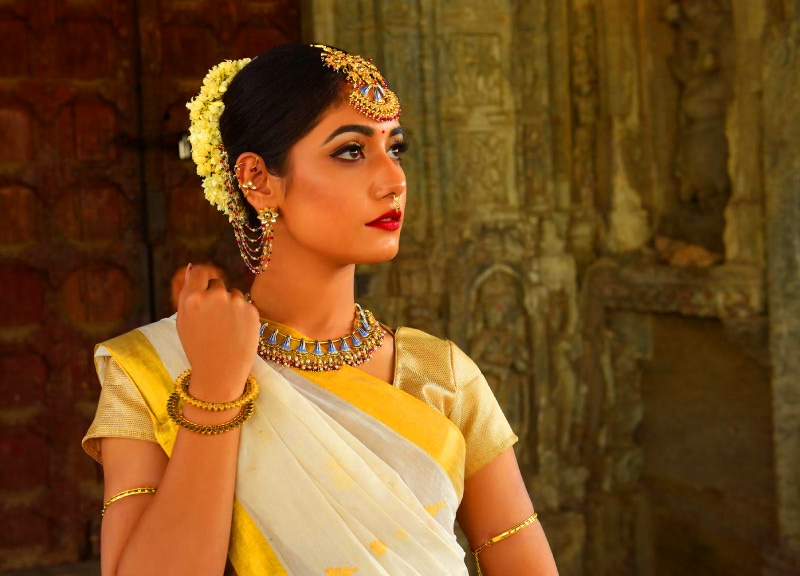 Тика индийские украшения