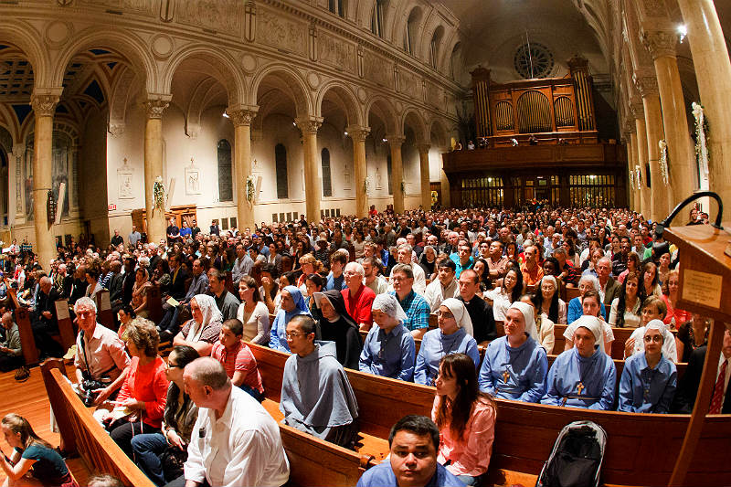 Поддержка высших сил: религия