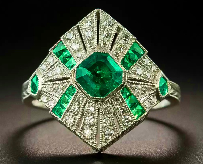 Тренд зеленый цвет